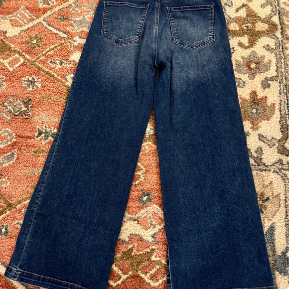 Kut from the Kloth - Meg High Rise Wide Leg - size 6 - Dandle W/Dk Base Wash - Picture 2 of 6